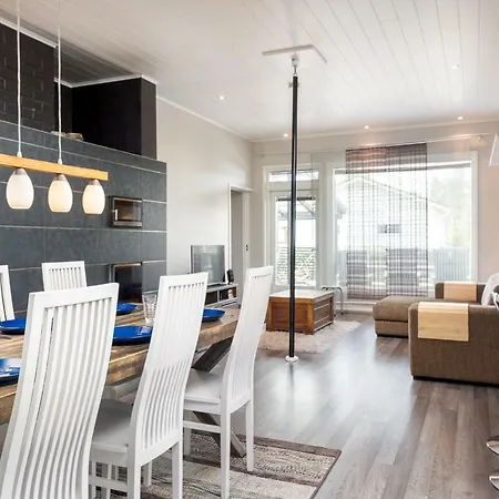 Pairhouse Partanen بيت للعطل أولو